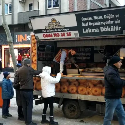 İstanbul’un her semtinde hayır lokması dökme hizmeti