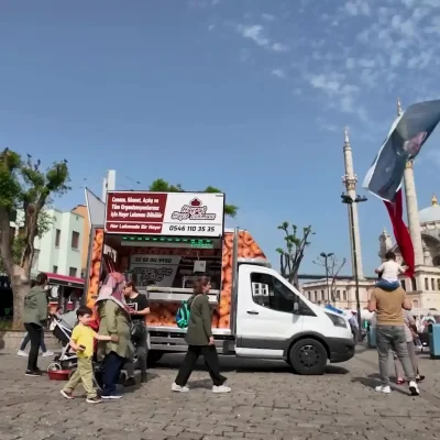 hayir_lokmasi_lokmaci_istanbul_20250644_024