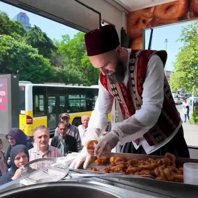 İstanbul'da her ilçede taze sıcak hayır lokması döktürme