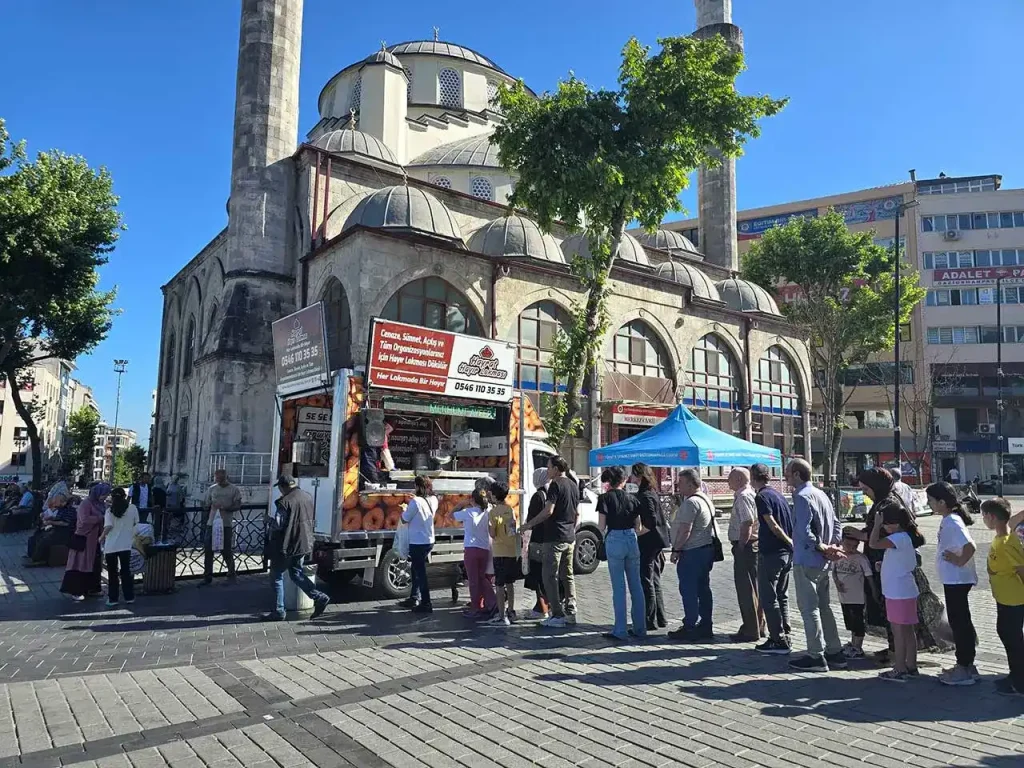 Hayır Lokması | İstanbul Lokmacısı | Lokma Döktürme | Lokmacı